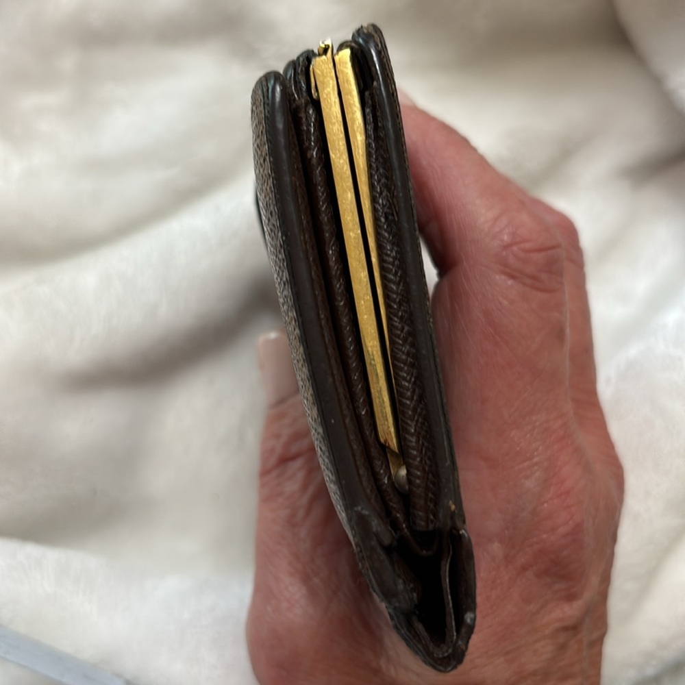 Louis Vuitton Brown and Tan Checkered Wallet - Picture 4 of 11